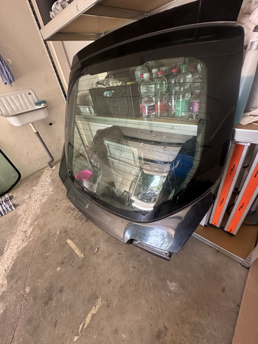 Renault Tutti pezzi di ricambio auto: Renault Laguna, Heckklappe/Heckscheibe – Usato da Dielsdorf venduto da Luigi1989 3