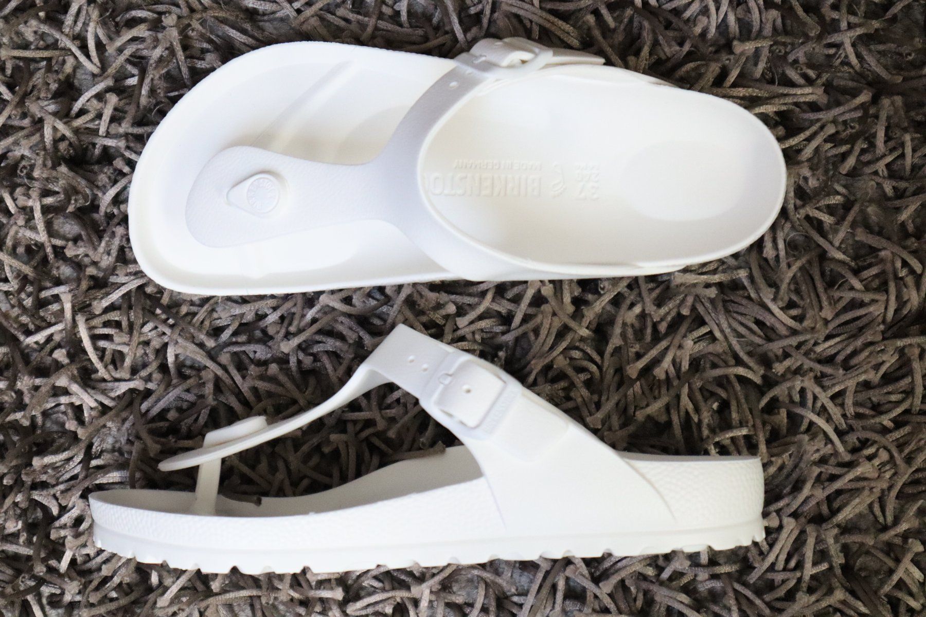 Birkenstock Herrenschuhe: Birkenstock, Gizeh EVA, Gr. 37, NEU – Neu und originalverpackt aus Wattwil von glueck 2