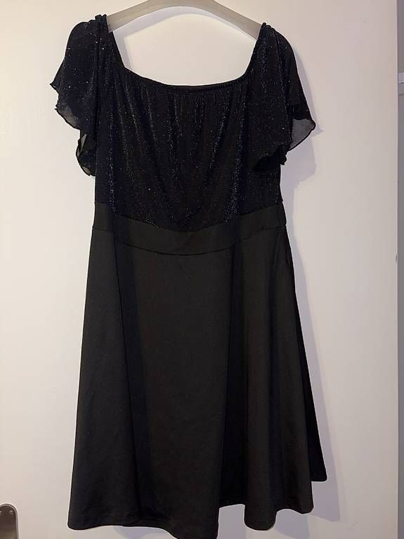 Robes: Abendkleider/overall – D'occasion à St. Gallen par ani_782p 3