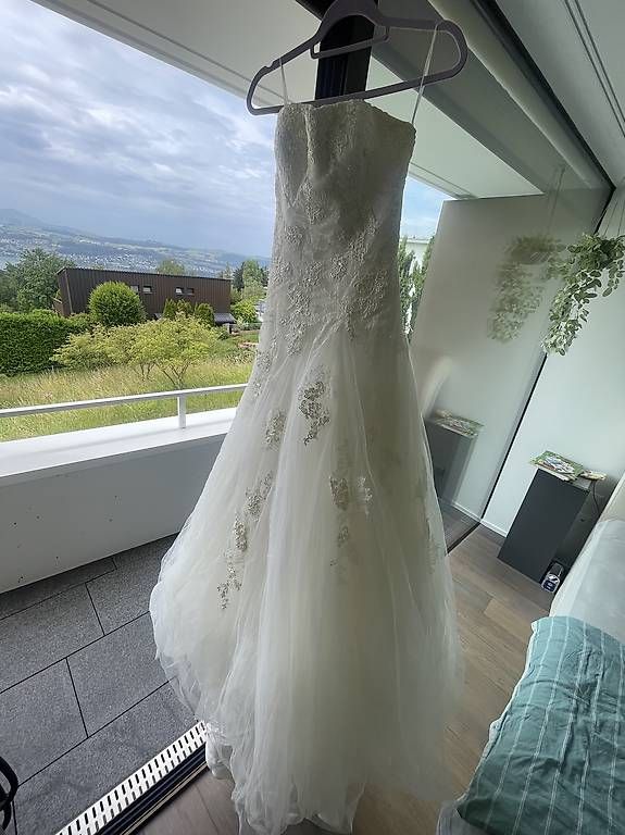 Pronovias Kleider: Brautkleid Grösse 36 – Gebraucht aus Uetikon am See von Hahahanni 3