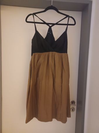 Robe d'été bi-matière - parfait pour les journées chaudes !