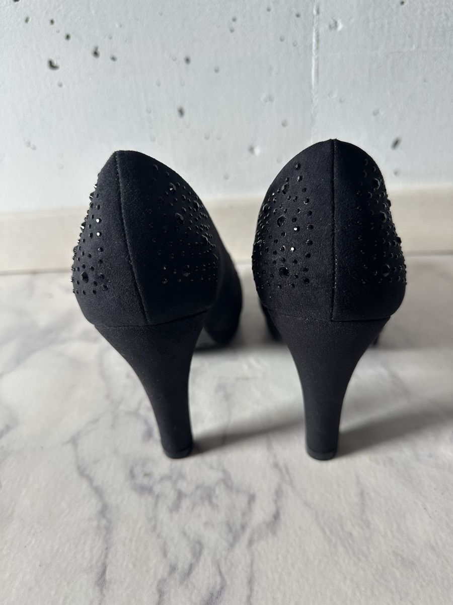 Damenschuhe: Elegante schwarze Pumps, Grösse 38 – Gebraucht aus Goldau von Henggi88 2