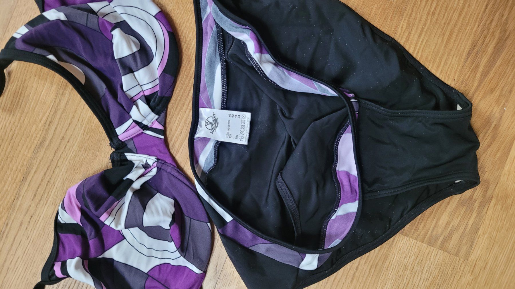 Costumi da bagno & Bikini: Bikini schwarz/violett von sunmarin, Grösse 40 D/E – Nuovo (secondo la descrizione) da Neschwil venduto da flower_69 3
