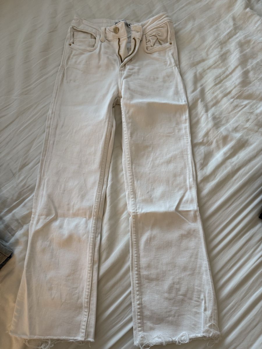 Zara Jeans: Weisse Zara Jeans Gr. 34 – Usato da Volketswil venduto da habibeoez 1