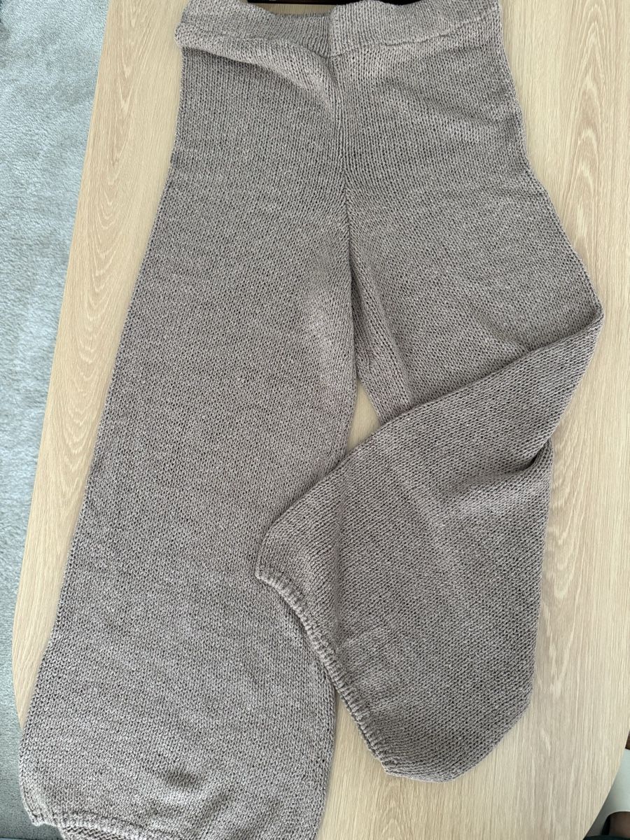 Pantalons: Zara Strickhose – D'occasion à Gebenstorf par sdent
