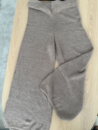 Zara Strickhose