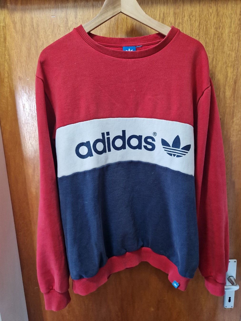Adidas Pulls & Sweat-shirts: Adidas Pullover M – D'occasion à Münchenbuchsee par Ludo_Braenz