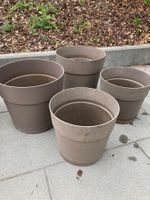 4x Blumentöpfe beige mit Untersetzer