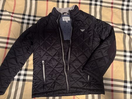 Armani Junior Steppjacke, Gr. 10A, Top Zustand!