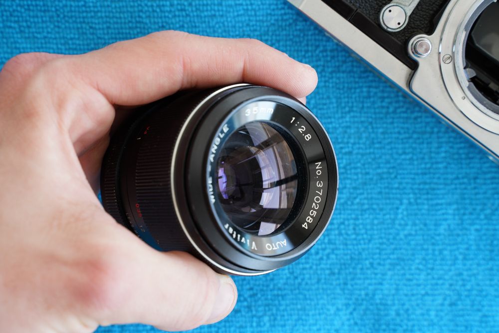Konica Appareil photo: Konica Autoreflex T - Vivitar 35mm f:2.8 – Défectueux à Dagmersellen par sim_zqh8 3