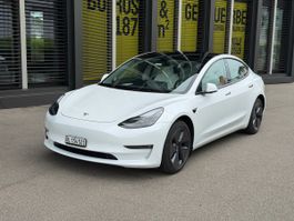 Tesla Model 3 Longrange 2022 Weiss/Weiss