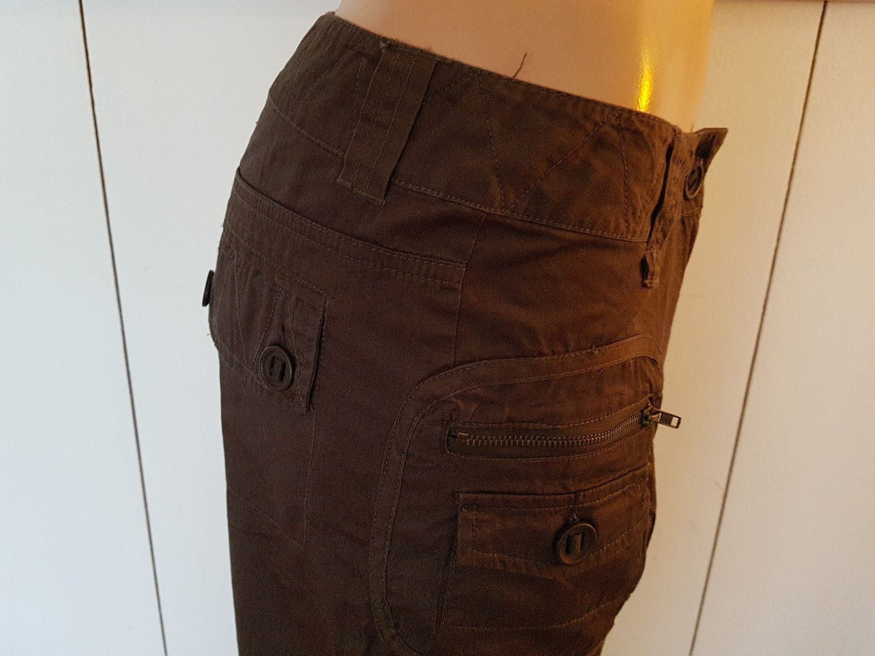 Pantaloni: Pantalon NEW COLLECTION  Taille 40 Neuf – Nuovo (secondo la descrizione) da Cossonay-ville venduto da Super-Price-Quality 7