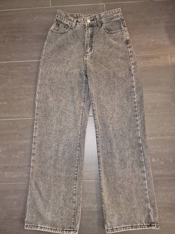 Jeans: Neue Damenjeans Baggy – Gebraucht aus Steinhausen von ladisci