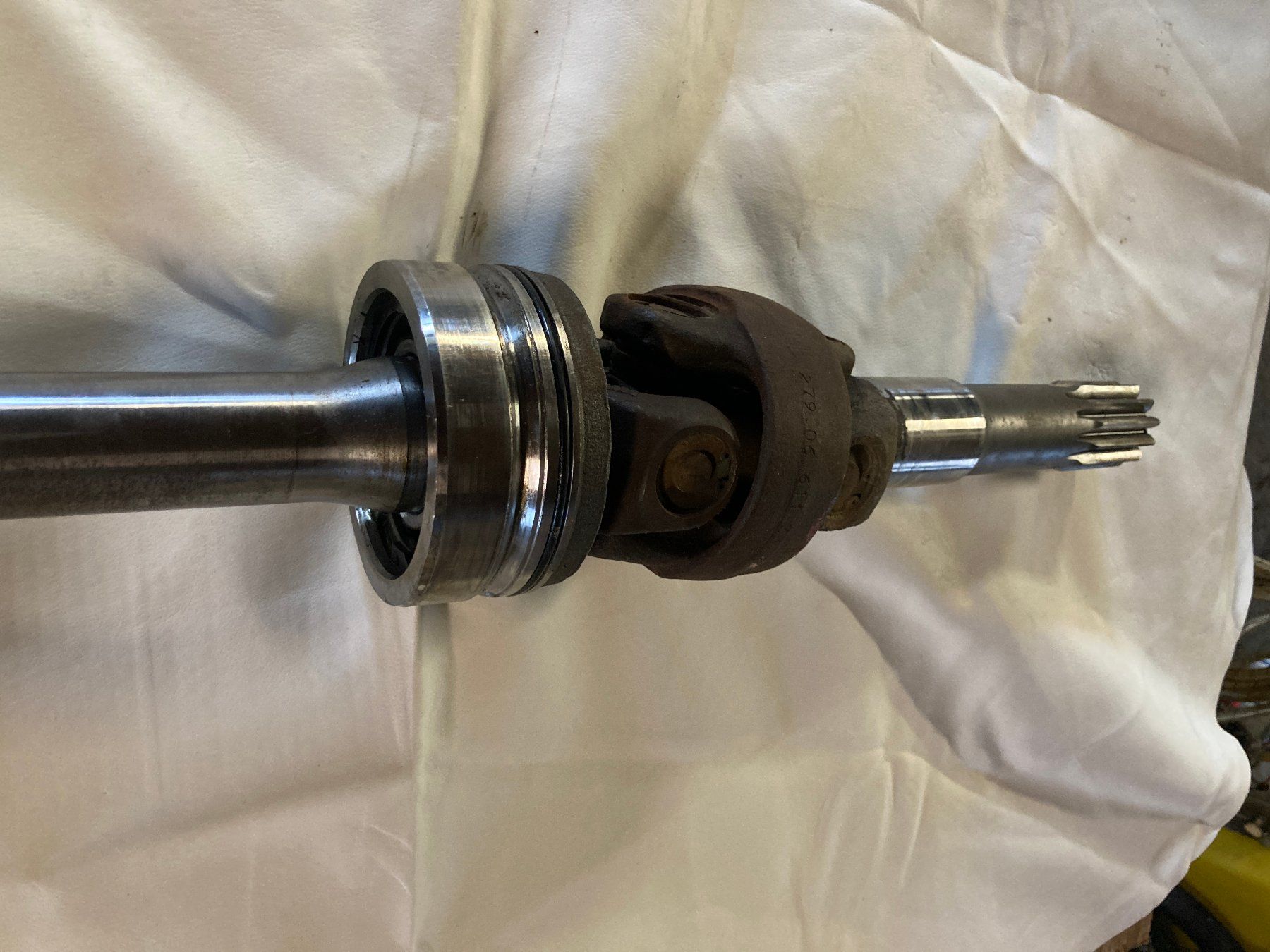 Altro per industria metallurgica: cardan de machine de chantier complet .rétro,dumper,divers – Usato da Bourrignon venduto da filledemai 2
