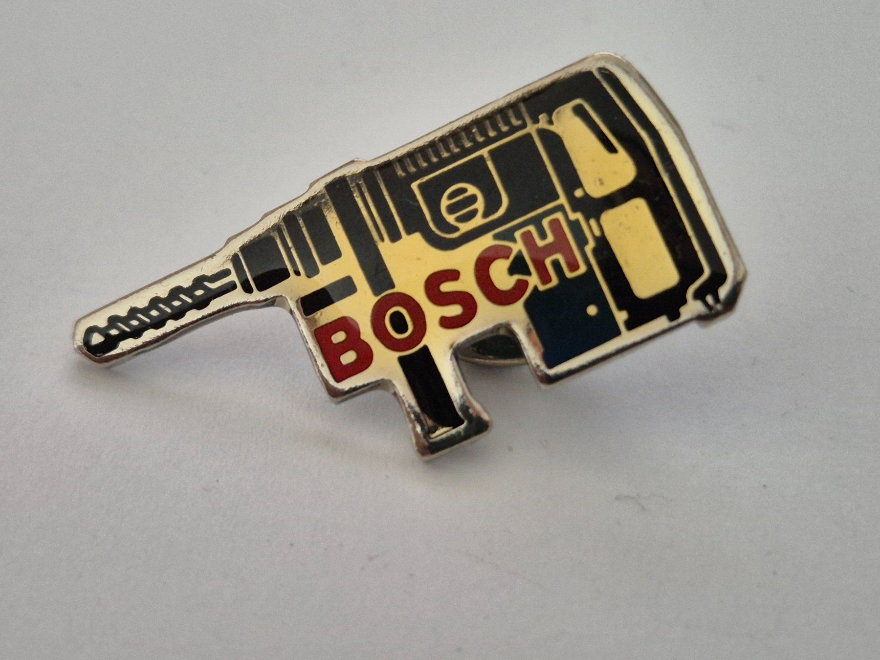 Bosch Placchette & Badge: BOSCH     -   Pin – Usato da Niederweningen venduto da Obson