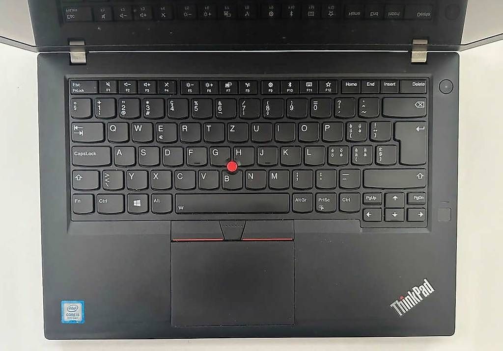 Lenovo Portables: Lenovo ThinkPad T480 con Linux Mint – D'occasion à Novaggio par GreenWebSolutions