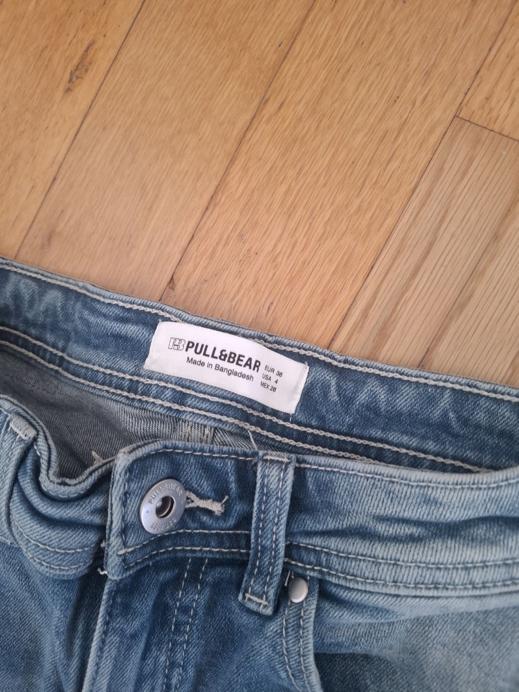 Pull&Bear Jeans: Flared Bootcut Jeans von Pull & Bear – Neu (gemäss Beschreibung) aus Wetzikon ZH von jesszs 1
