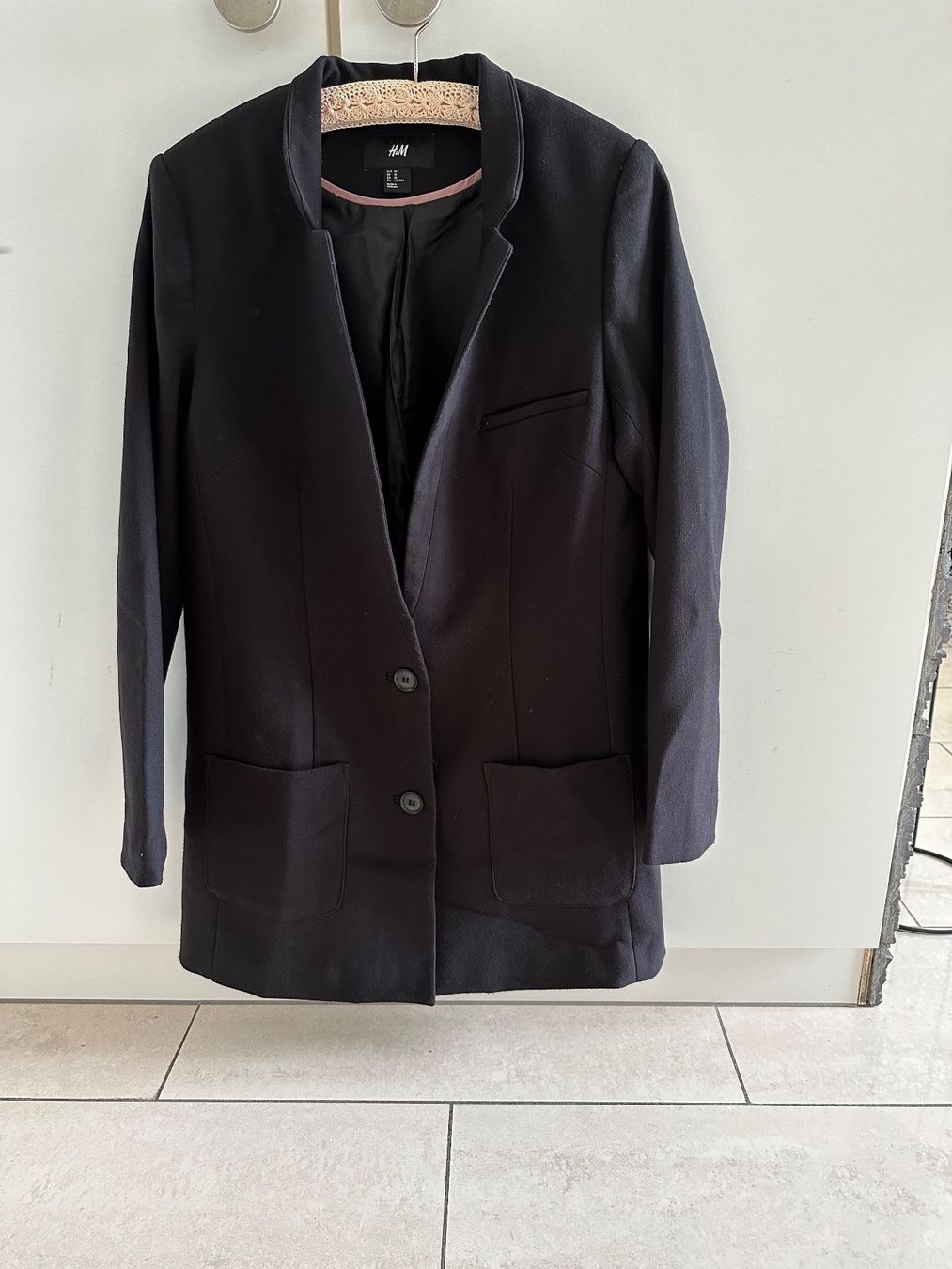 H&M Giacche: Lange Jacke Gr.40 gefüttert – Usato da Langnau aA venduto da Camelia14
