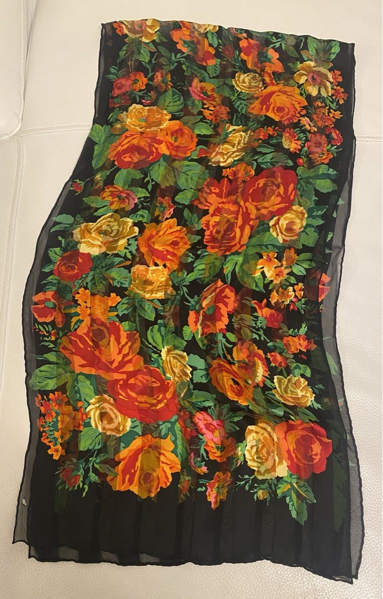 Foulard & Sciarpe: Seiden Schal 🌸 – Usato da Opfikon venduto da Luis144 2