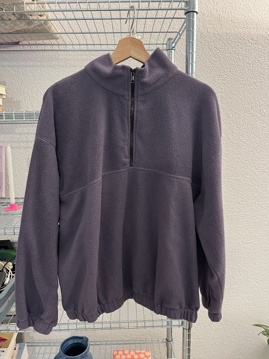 Maglioni & Felpe: Rework Fleece Pullover lila/violett Grösse M – Usato da Bern venduto da lea_py2g