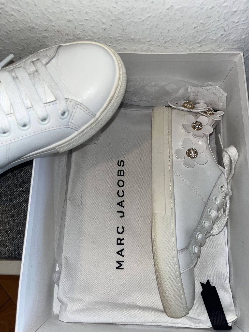 Marc Jacobs Scarpe per ragazzi: White Marc Jacobs sneakers, 36 leather original box – Usato da Genève venduto da dmt_y25y 5
