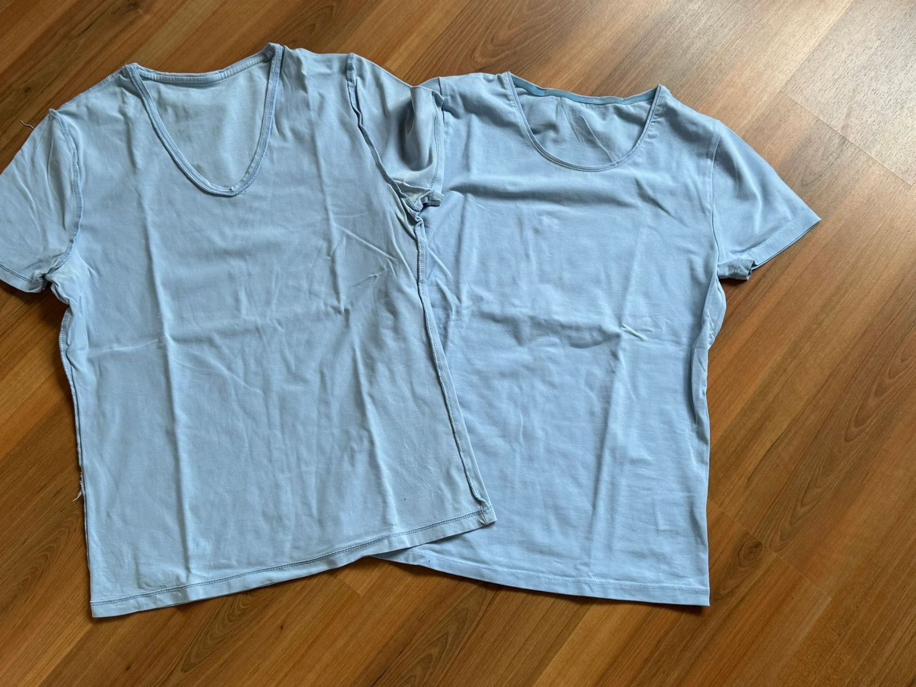 Lotti di vestiti: T-Shirt – Usato da Burgdorf venduto da Bizeli