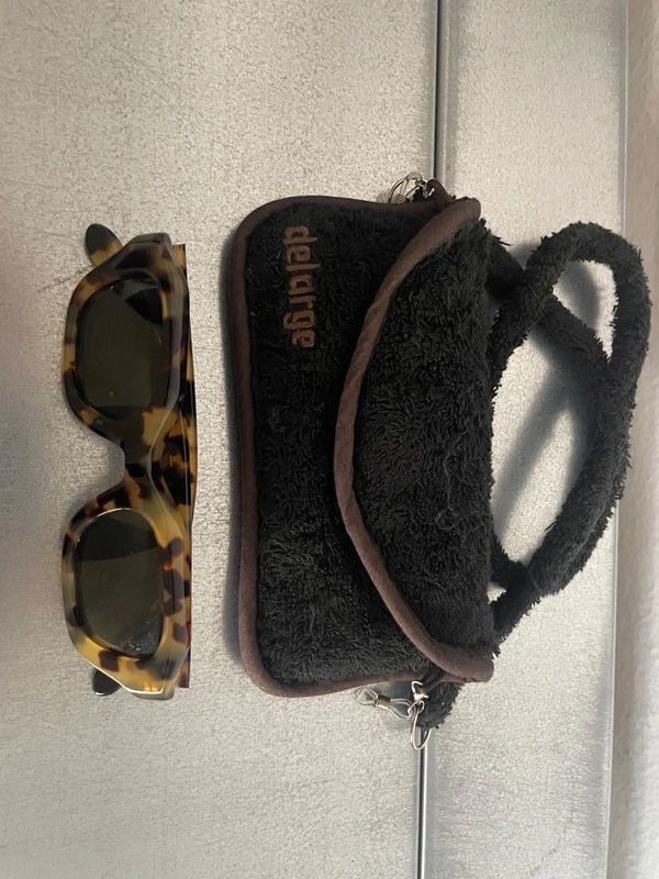 Occhiali & Lenti: Delarge Sonnenbrille mit Tasche – Nuovo (secondo la descrizione) da Zürich venduto da ber_r6vw