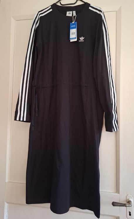 Robe ADIDAS ORIGINAL 40-42 (Neuf avec emballage d'origine) à Neuchâtel ...