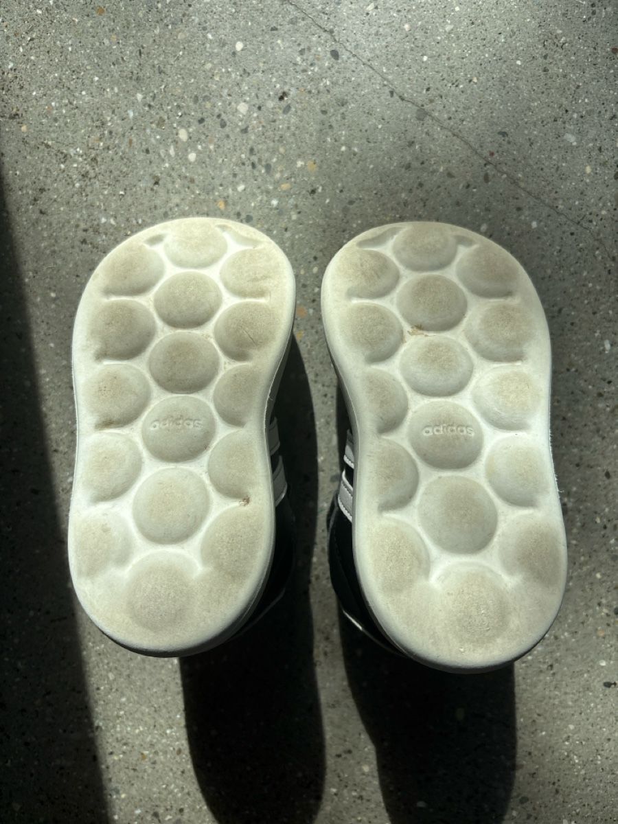 Adidas Schuhe für Jungen: Adidas Kinderschuhe Bubblcomfy – Gebraucht aus Herzogenbuchsee von dr_vadson 3
