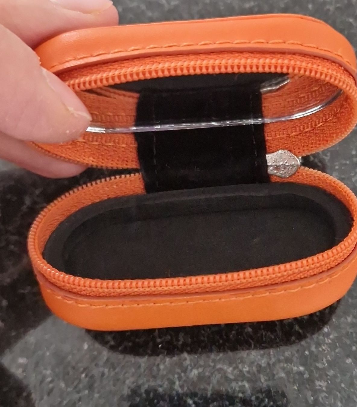 Altro in  Abbigliamento & Accessori: Linsenetui Orange - Aus echtes Leder – Usato da Watt venduto da aLaMerr