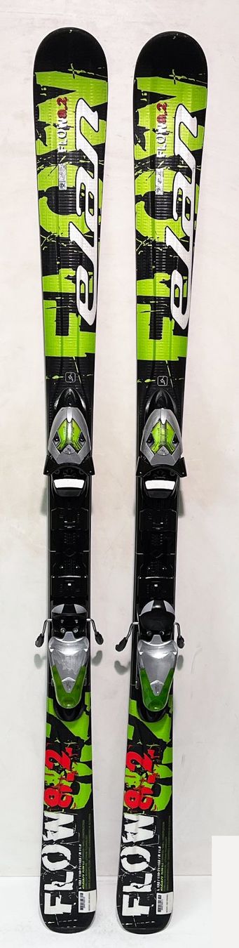 Elan Sci: ELAN FLOW 8.2   152 cm ; TOP dregfreudiger Ski – Usato da Brüttisellen venduto da SkiverkaufStepan