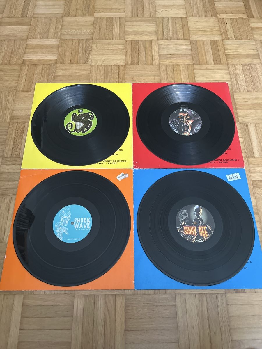 Dischi in vinile: 13er Schockwave Recordings Hardcore Vinyl-Set – Usato da Wangen b. Olten venduto da break72 2
