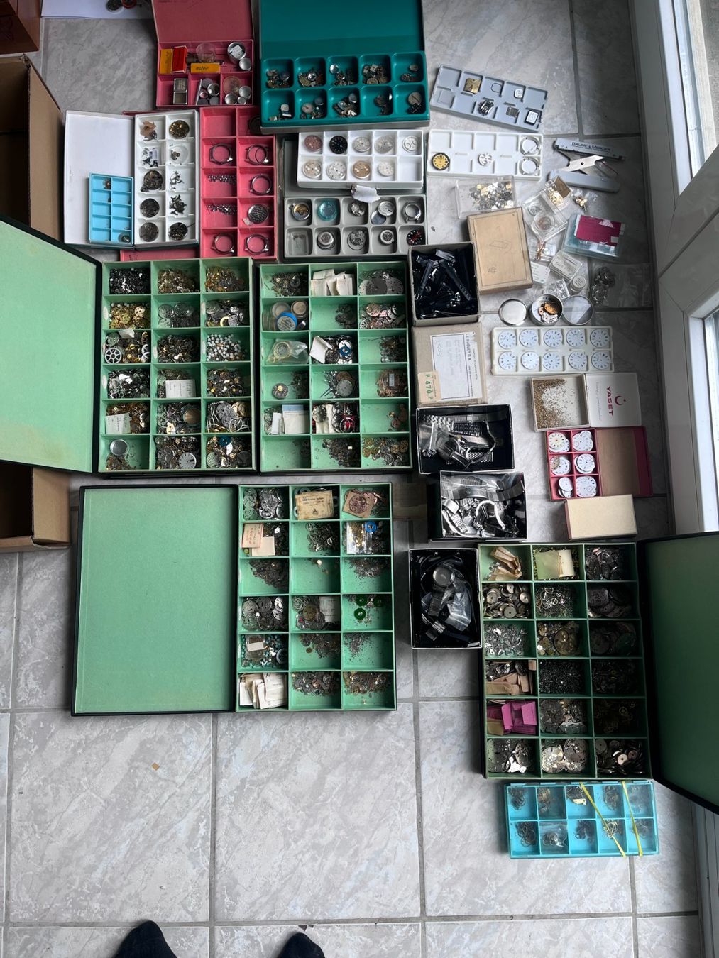 Orologi: Lot Uhrenteile Vintage – Usato da Worblaufen venduto da chronyves