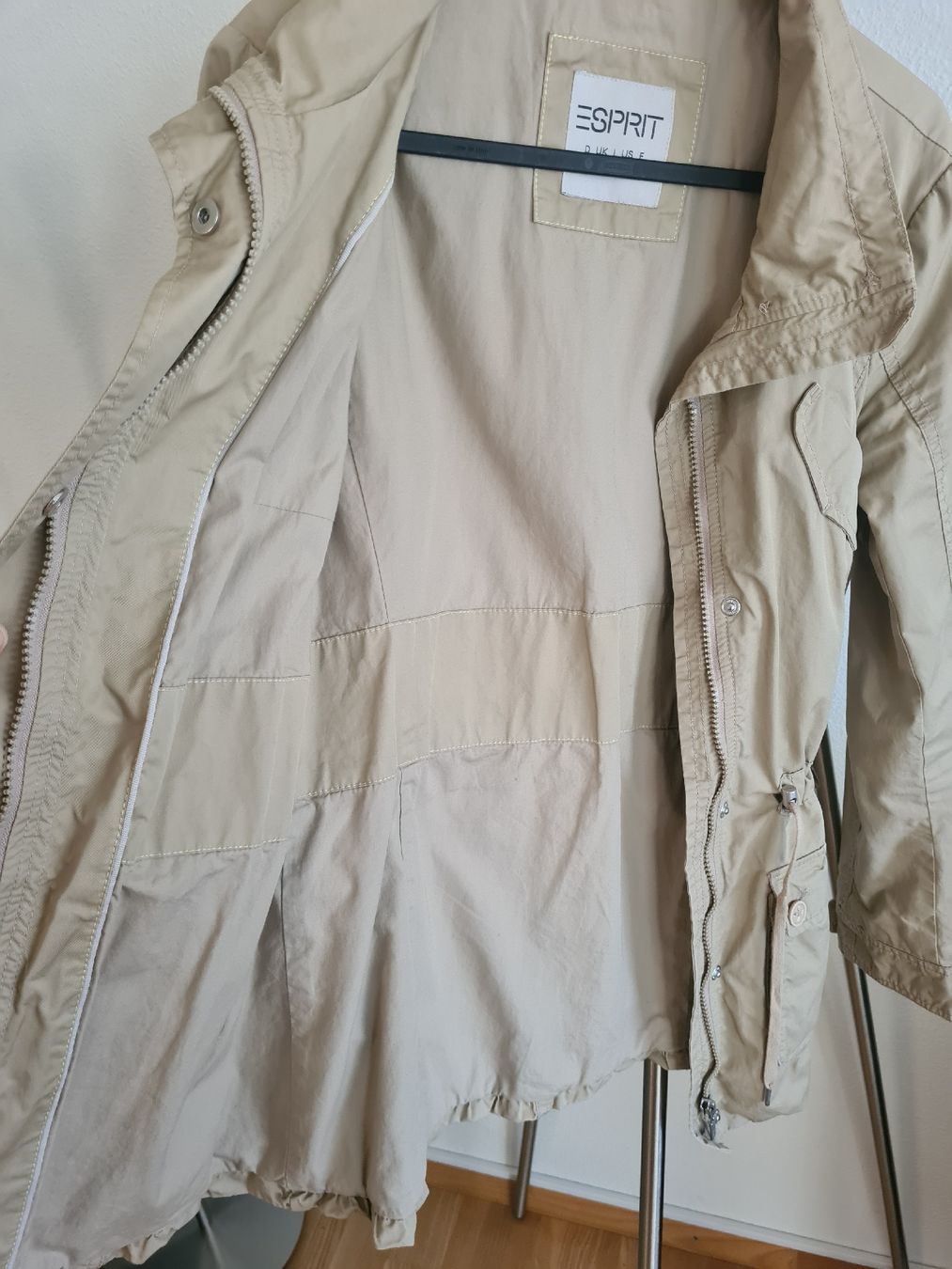 Esprit Giacche: Esprit, Trench Jacke, beige, gr. 36 – Usato da Steinhausen venduto da MilaB 7