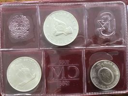 ITALIA****Trittico BOLOGNA 1988 unz.3 x SILBERMÜNZEN**835
