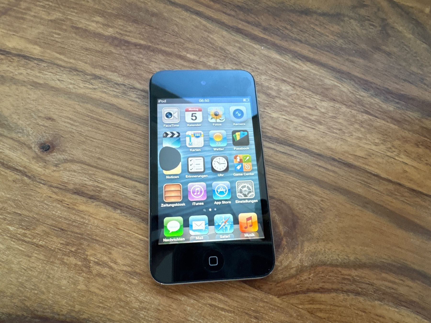Apple Lettore multimediale portatile: iPod touch 4G 64GB teildefekt – Usato da St. Gallen venduto da hae_6rmh 2