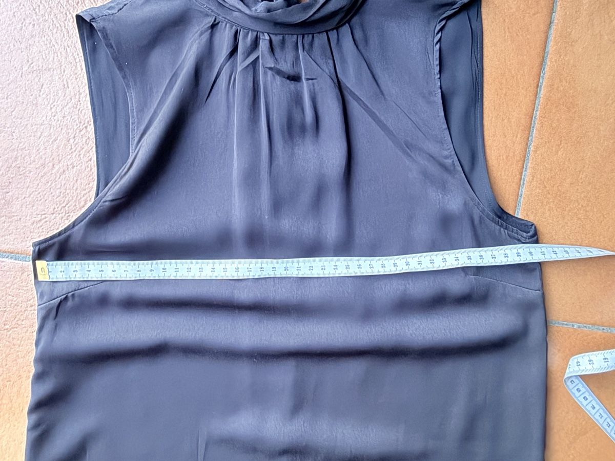 H&M Vestiti: Abito leggermente satinato,tg XS – Nuovo (secondo la descrizione) da Bellinzona venduto da bul_mvy5 3
