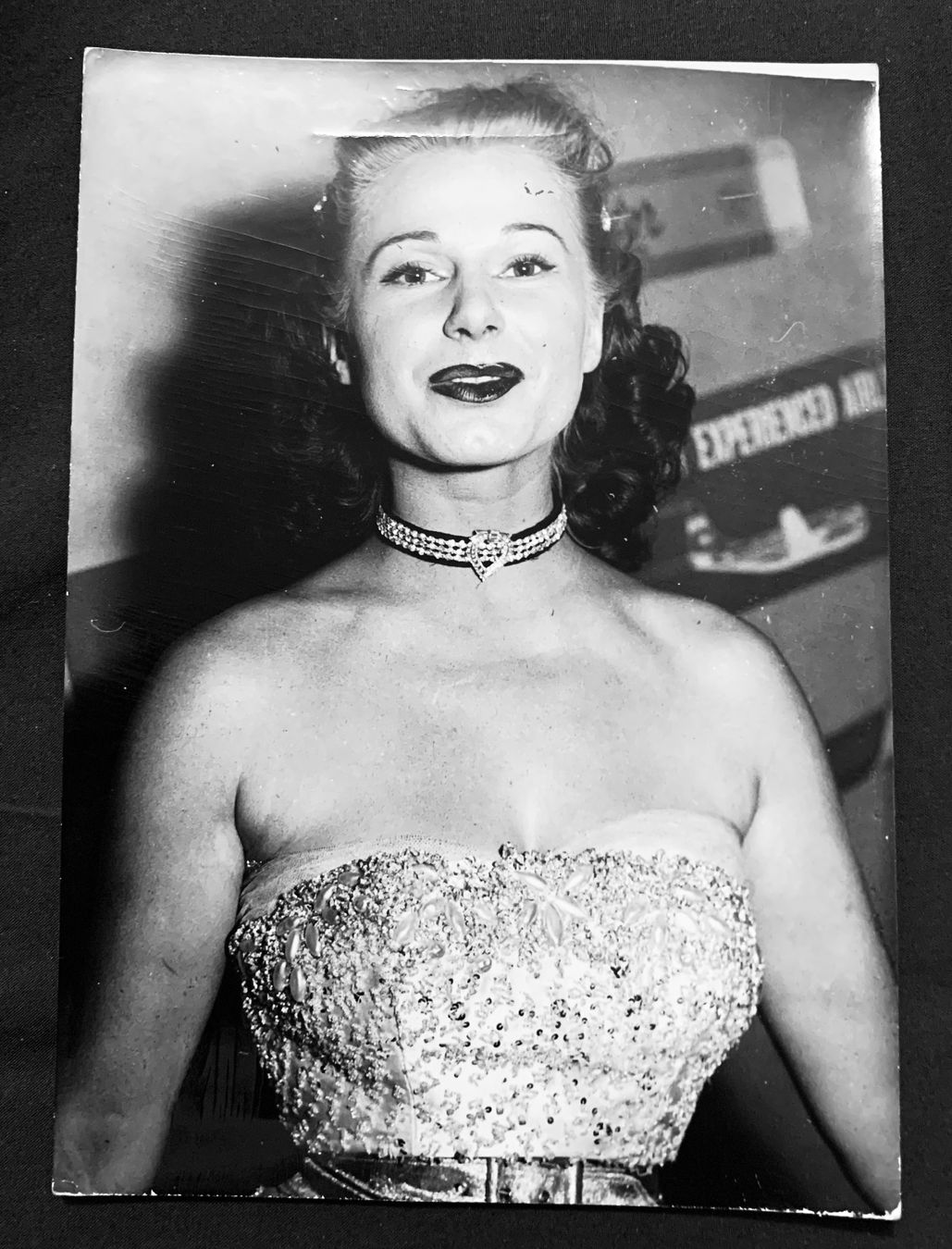 Posters & Illustrations: Foto 1952 Melle Luce Aubertin – D'occasion à Bern par Artbrokerswitzerland