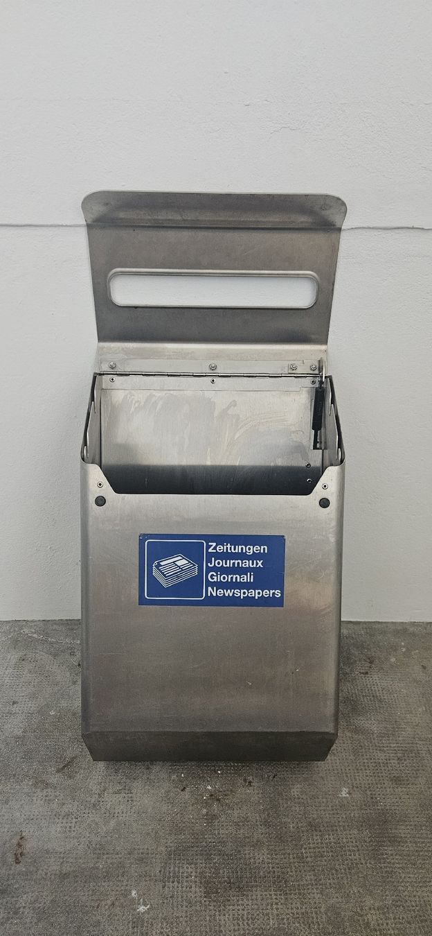 Tutte le decorazioni: SBB Papierkorb – Usato da Biel-Benken BL venduto da JanFlu 3