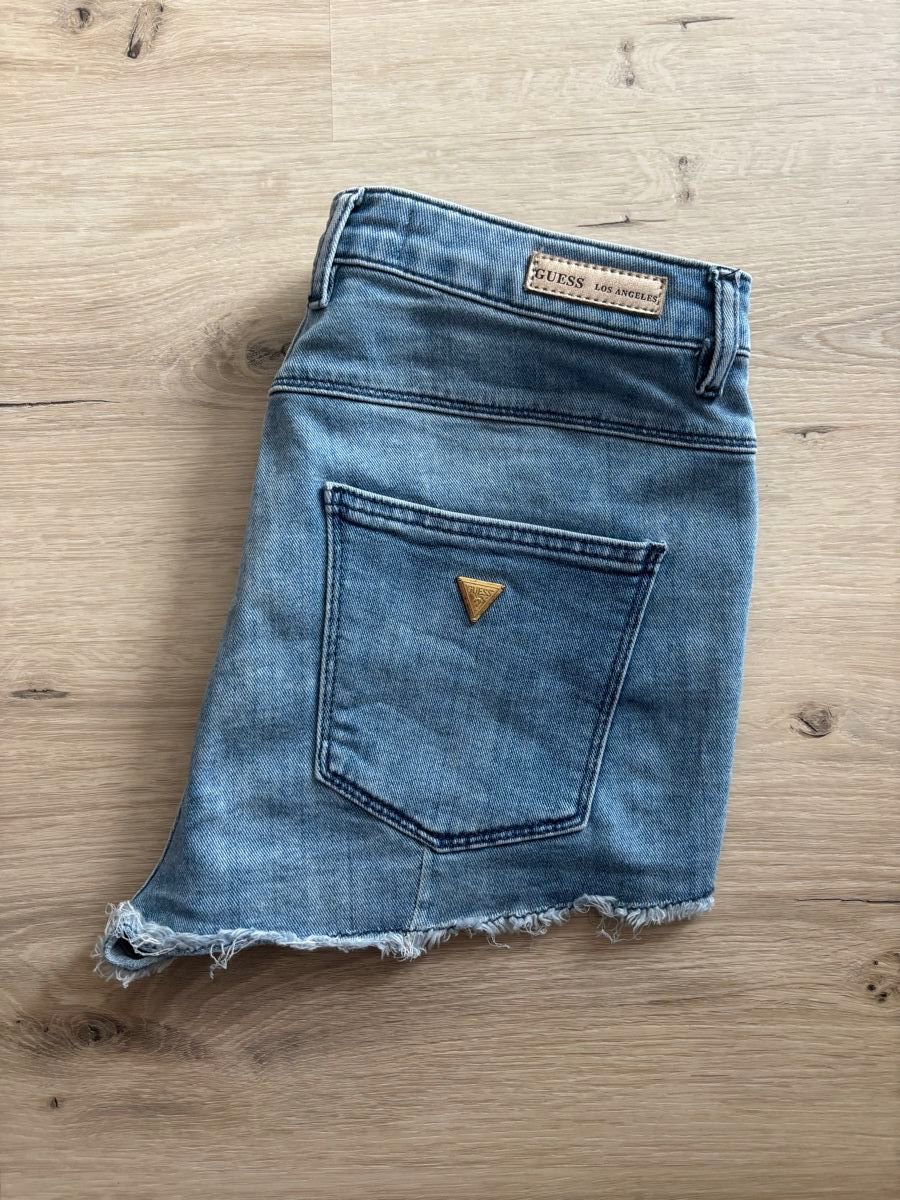 Pantaloni: Guess Shorts original – Usato da Walterswil SO venduto da simone111 1