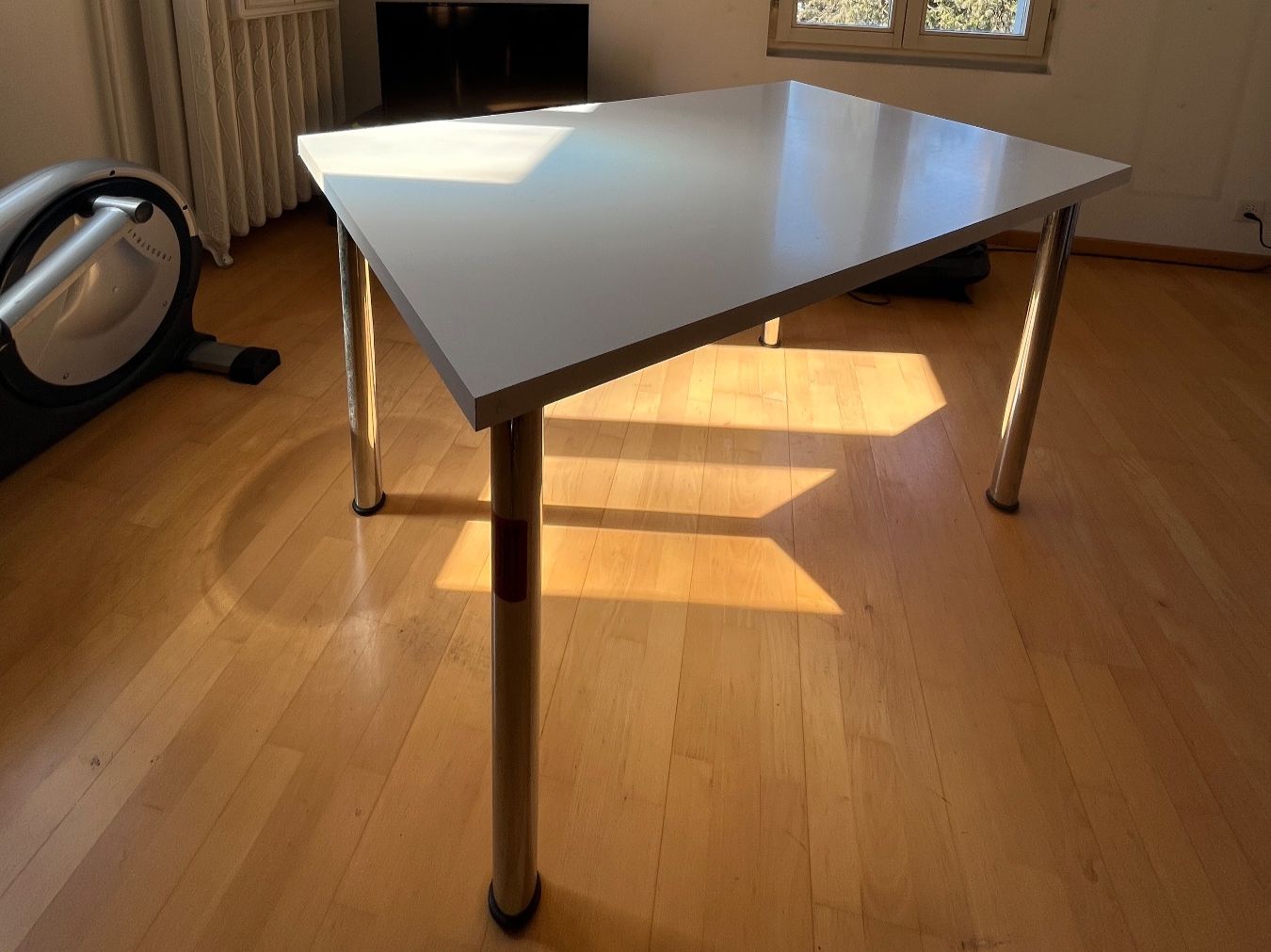 Tavoli: Tisch – Usato da Luzern venduto da tao08 1