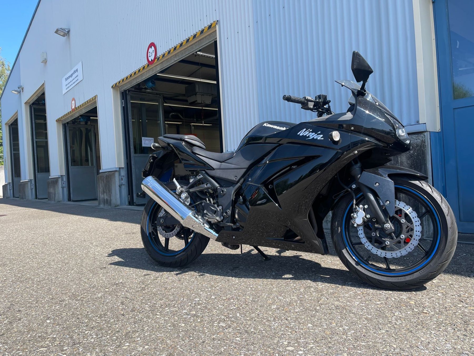 Kawasaki Sonstige: KAWASAKI NINJA 250R – Gebraucht aus Wetzikon ZH von Em_Sa 1