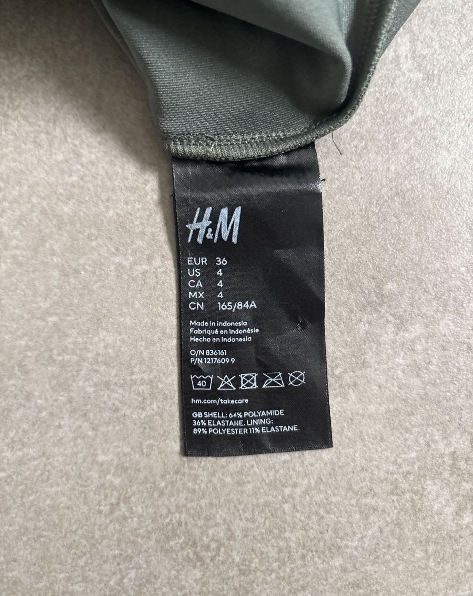 H&M Costumi da bagno & Bikini: Olivgrüner Badeanzug Grösse S/36 – Nuovo (secondo la descrizione) da Gampel venduto da bru_9bl6 3