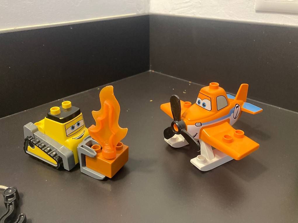 Lego Kit di costruzioni: Duplo Cars secouriste – Usato da Liddes venduto da tigers88 2