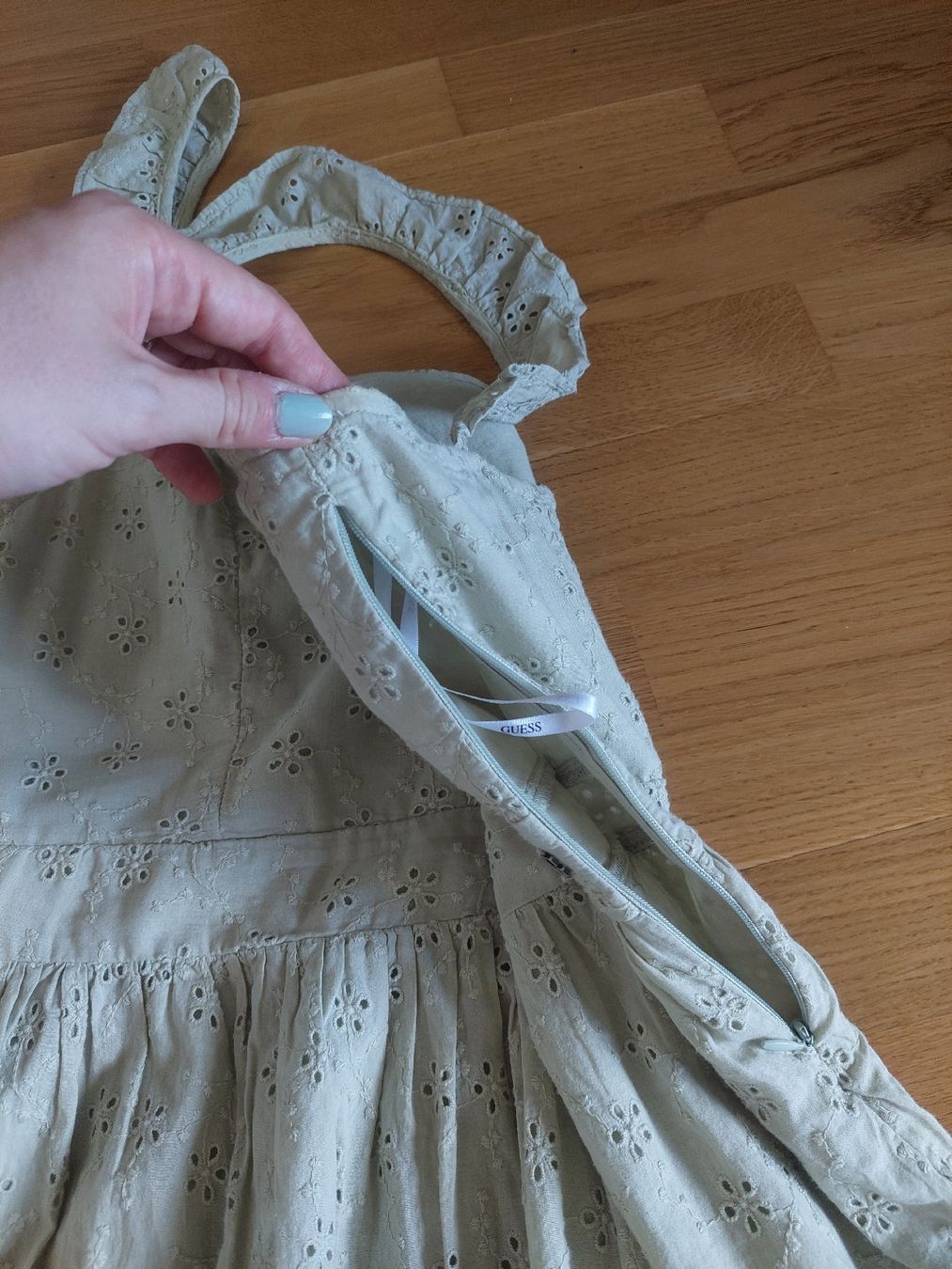 Guess Vestiti: mintfarbenes Kleid von Guess – Usato da Wallisellen venduto da eli_w9y6 3