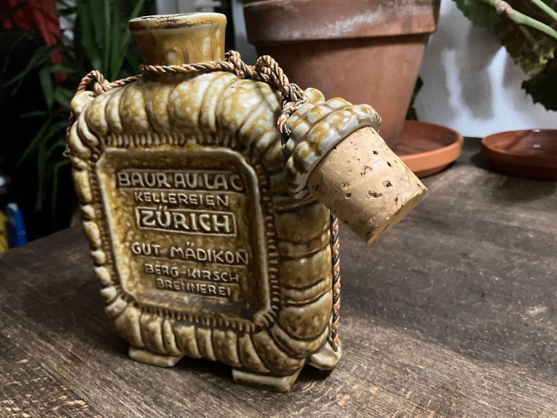 Sonstiges Geschirr & Gläser: Flasche Keramik – Gebraucht aus Zürich von ylluw50