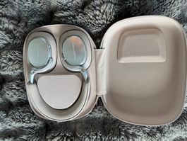 Bowers & Wilkins Px8 S2 – Warm Stone