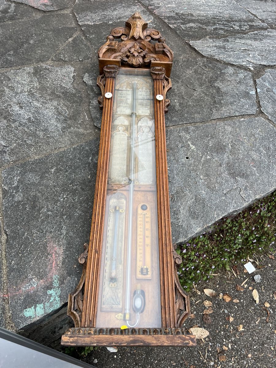 Sonstige antike Technik & Geräte: Antikes Barometer, Thermometer - Wandmodell, Holz, defekt – Defekt aus Egg b. Zürich von SwissTradingAgency 1