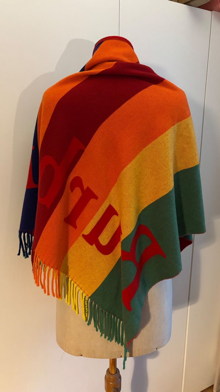 Burberry Altro in  Abbigliamento & Accessori: Burberry Rainbow Poncho Schal – Nuovo (secondo la descrizione) da Luzern venduto da luzern.secondhand 4