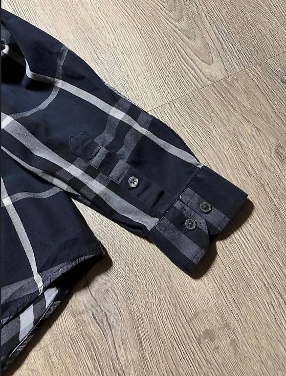 Camicette: Chemise Burberry – Usato da Cheseaux-Lausanne venduto da mad_mnv2 2